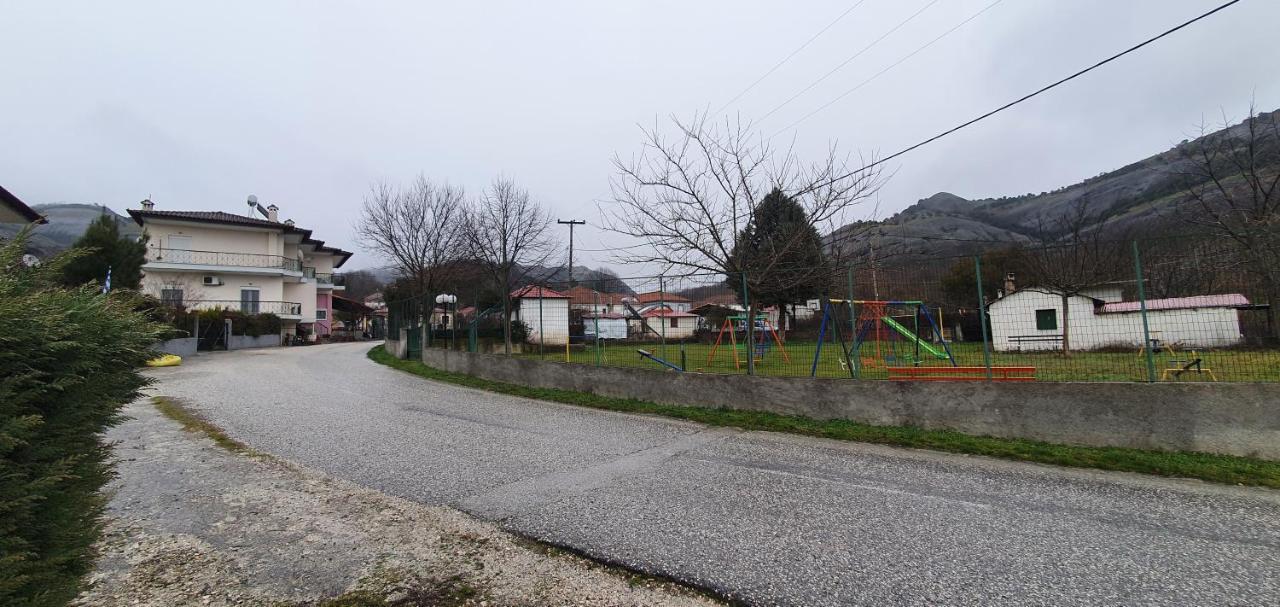 Panos Rooms 卡兰巴卡 外观 照片